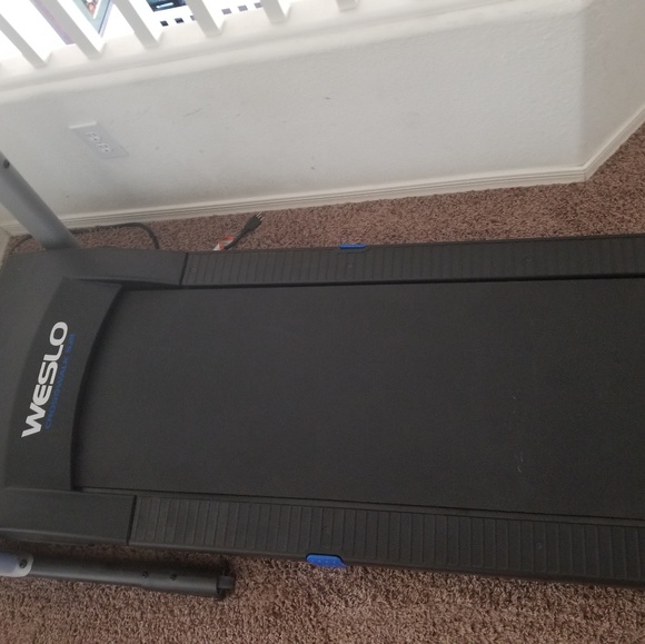 Weslo treadmill - Picture 4 of 4